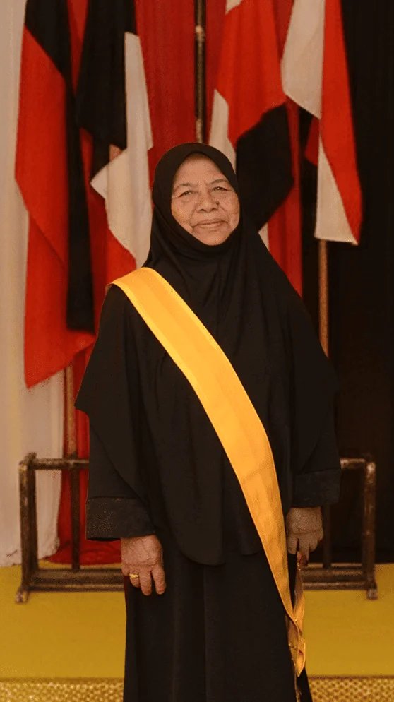 Yang Mulia Safiah Binti Hitam — Ibu Soko Perut 1